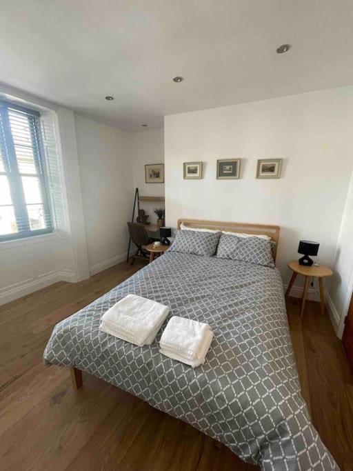 Abergavenny Center 2-Bed Flat Apartment Exterior foto