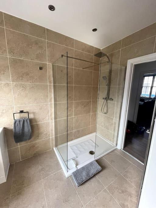 Abergavenny Center 2-Bed Flat Apartment Exterior foto